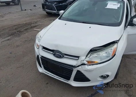 2012 Ford Focus Titanium from USA, damaged, VIN 1FAHP3N28CL359891
